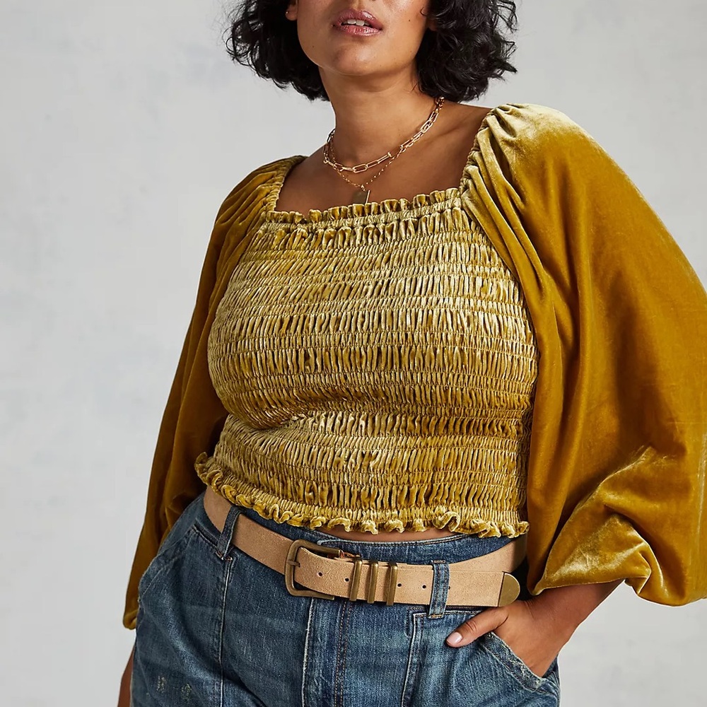 Anthropologie Puff-Sleeved Velvet Blouse In Gold Size Medium